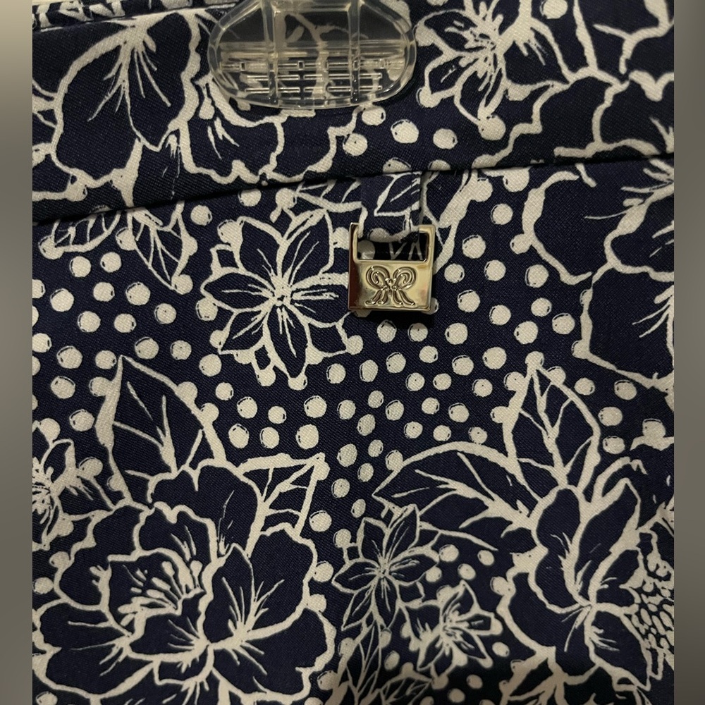 Skort - Picture 2 of 4
